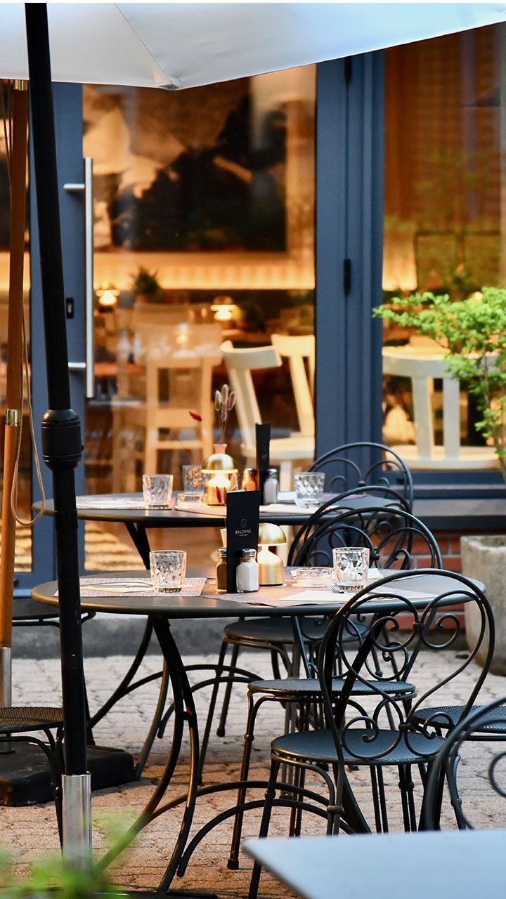 Veranda de l'hôtel Ibis Maisons Laffitte